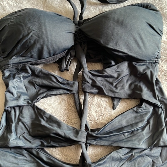 Azura Australia black bathing suit - Picture 2 of 5
